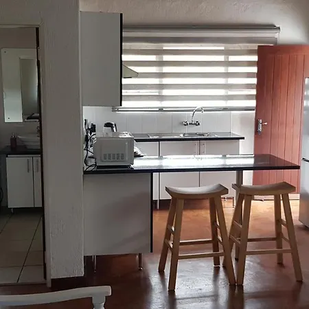Pomegranate Selfcatering Apartment Mbombela Exterior foto